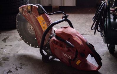 (1) Hilti DSH 900-X & (1) Hilti DSH 700-X Saw