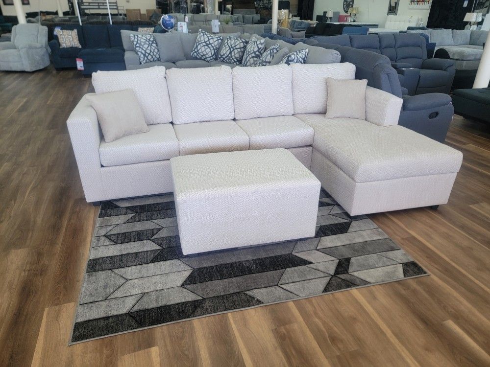 New 2pc Sectional And Ottoman In Tan Or White 