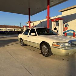 2003 Mercury Grand Marquis