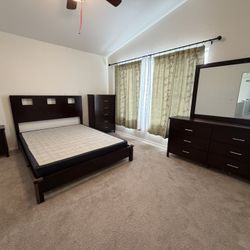Queen Size Bed and Bedroom Set (4 Pieces)