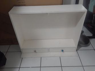 Baby closetshelf $25