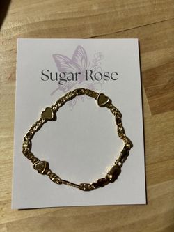 Gold heart bracelet