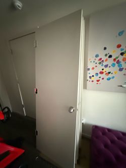 5 doors total