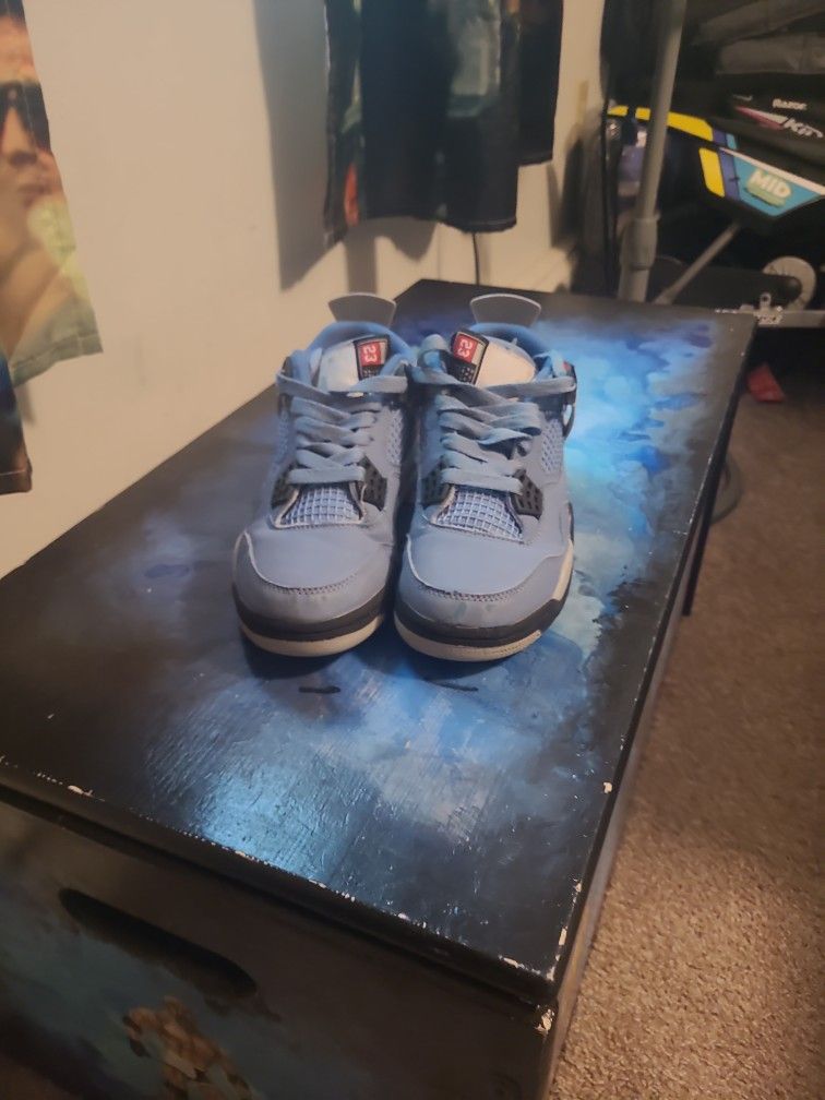 Jordan 4