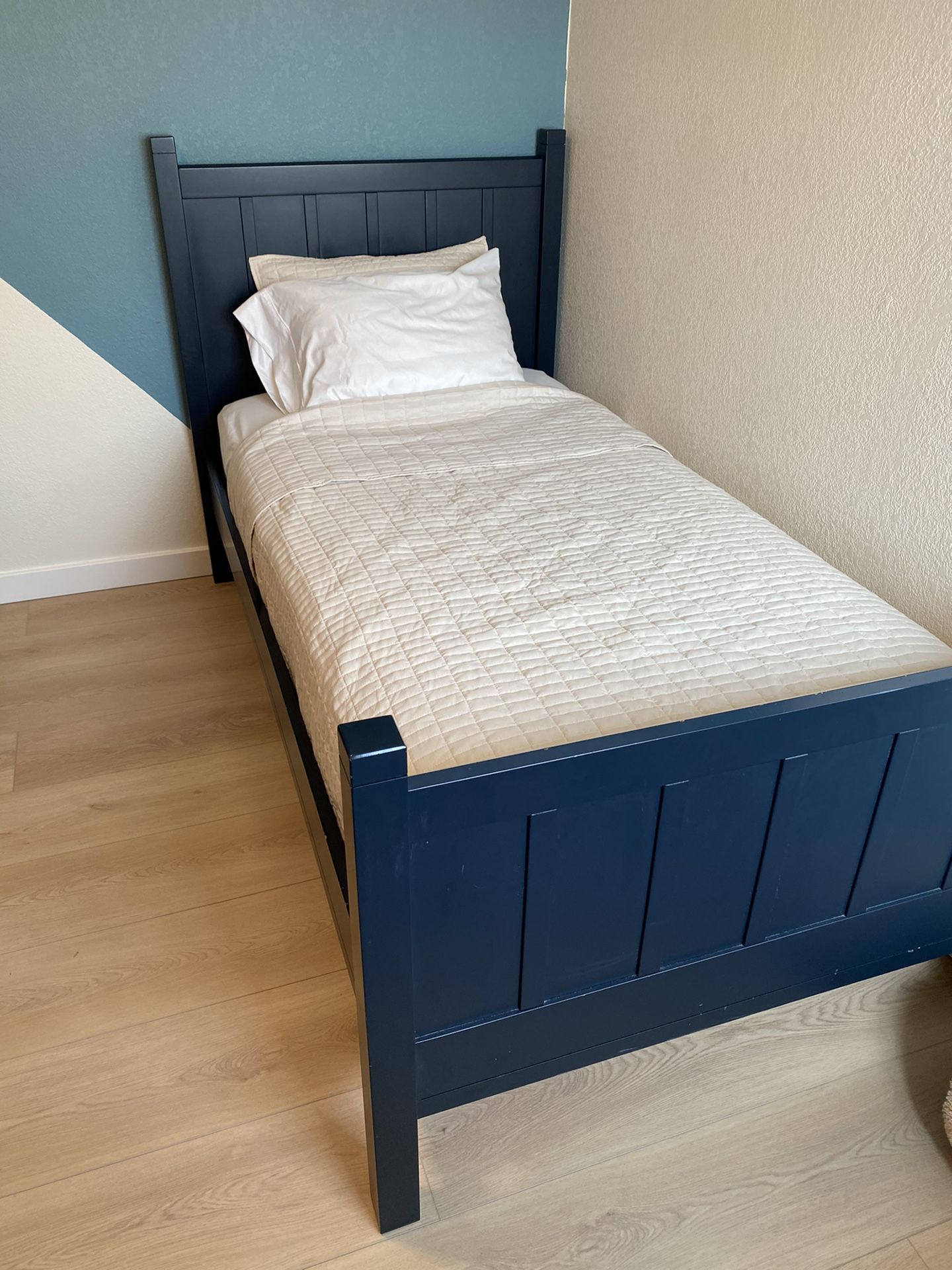 Pottery Barn twin bed