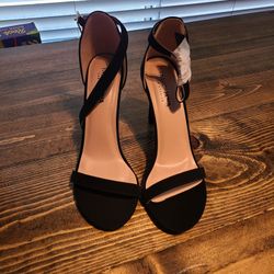 Fashion Nova LA Women's Black Charlie 1 Size 9 Heels