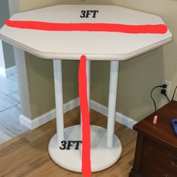Bar Table/ Breakfast Table 