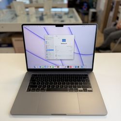 MacBook Air 15inch M2 256ssd with Final Cut & Logic Pro