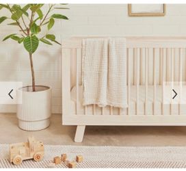 Babyletto Hudson 3-in-1 Convertible Crib . New Open box