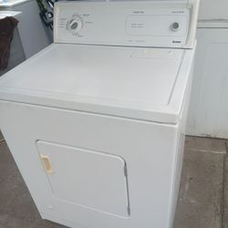 Secadora de gas marca Kenmore