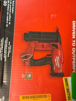 Milwaukee M18 FUEL Cordless Finish Nailer