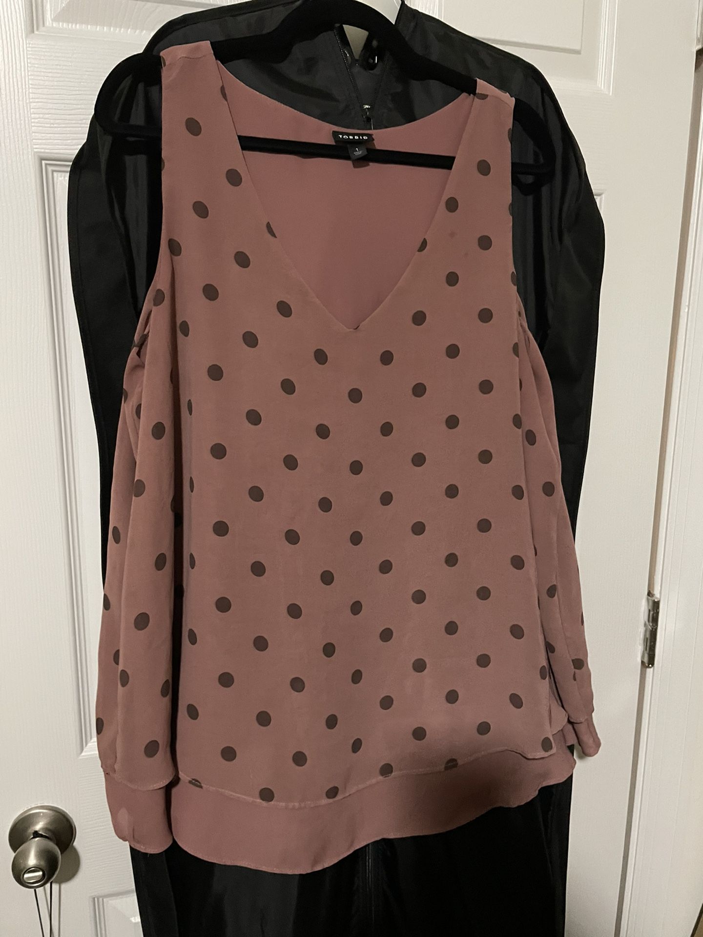 Torrid Polka Dot Top Size 1 Xl
