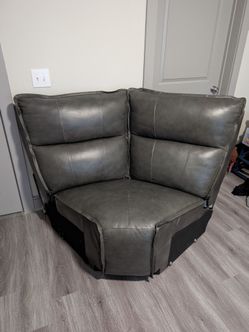 Single Leather  chair - Moving out Sale (FREE )