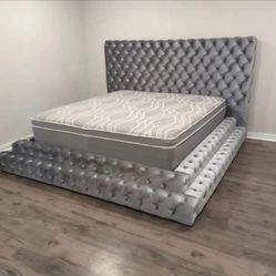 🤩King Size Billie Step Platform Bed🤩