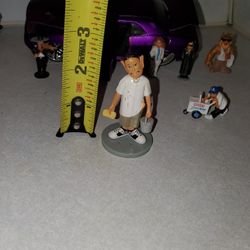 LIL HOMIES TOYS COLLECTION..HARD 2VFIND THEM ...5 DOLLARS EACH..THE BIG 1 ..15 DOLLARS..OR BEST OFFER FOR ALL...CAR IS NOT INCLUDED...CHECK OUT MY PAG