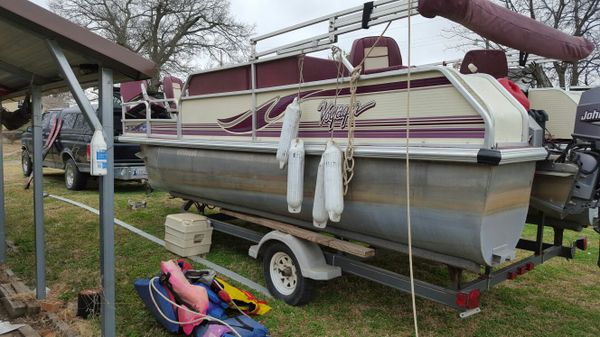 2000 voyagerpontoon