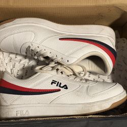 Fila Woman’s shoe size 8.5