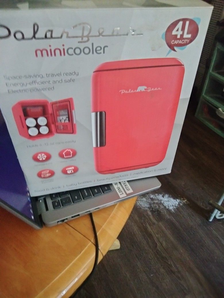 Polar Bear Mini Cooler