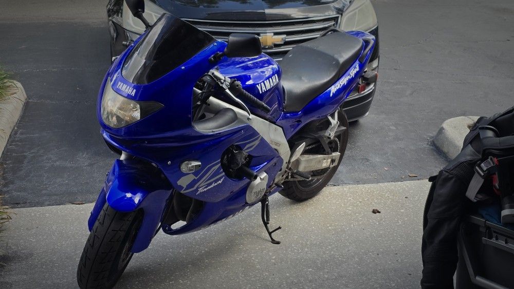 1997 Yamaha Yzf600r