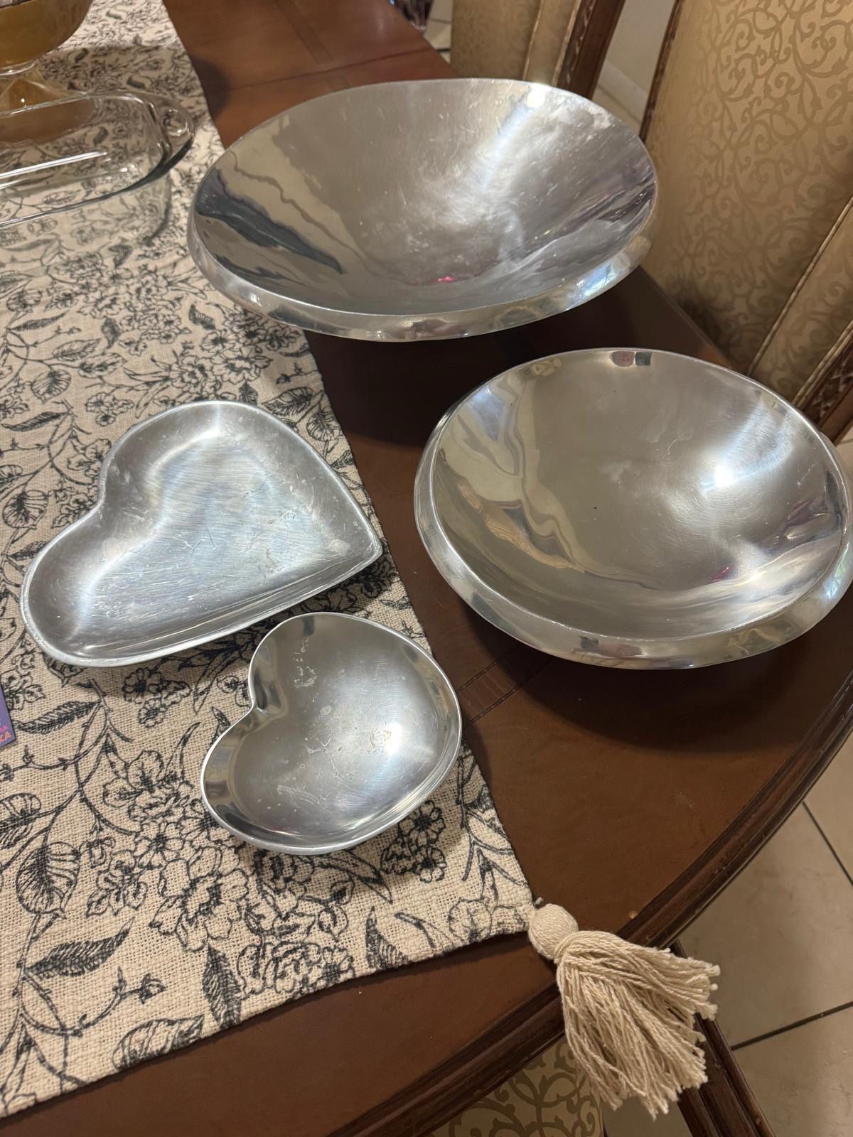 Metal dish bowls moving sale
