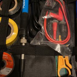 Carrying Case With Tools Thumbnail