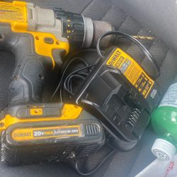 Dewalt Hammer Drill Works Good Battery An Charger 
