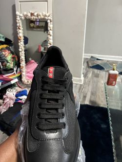PRADA SNEAKERS SIZE 10 Brand New 💯 🔥 