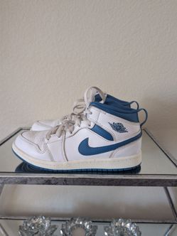 Nike Air Jordan 1 Mid SE White Industrial Blue White