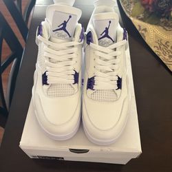 JORDAN 4 METALLIC PURPEL