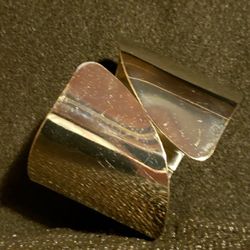 Stylish Silvertone Clasp Cuff Bracelet