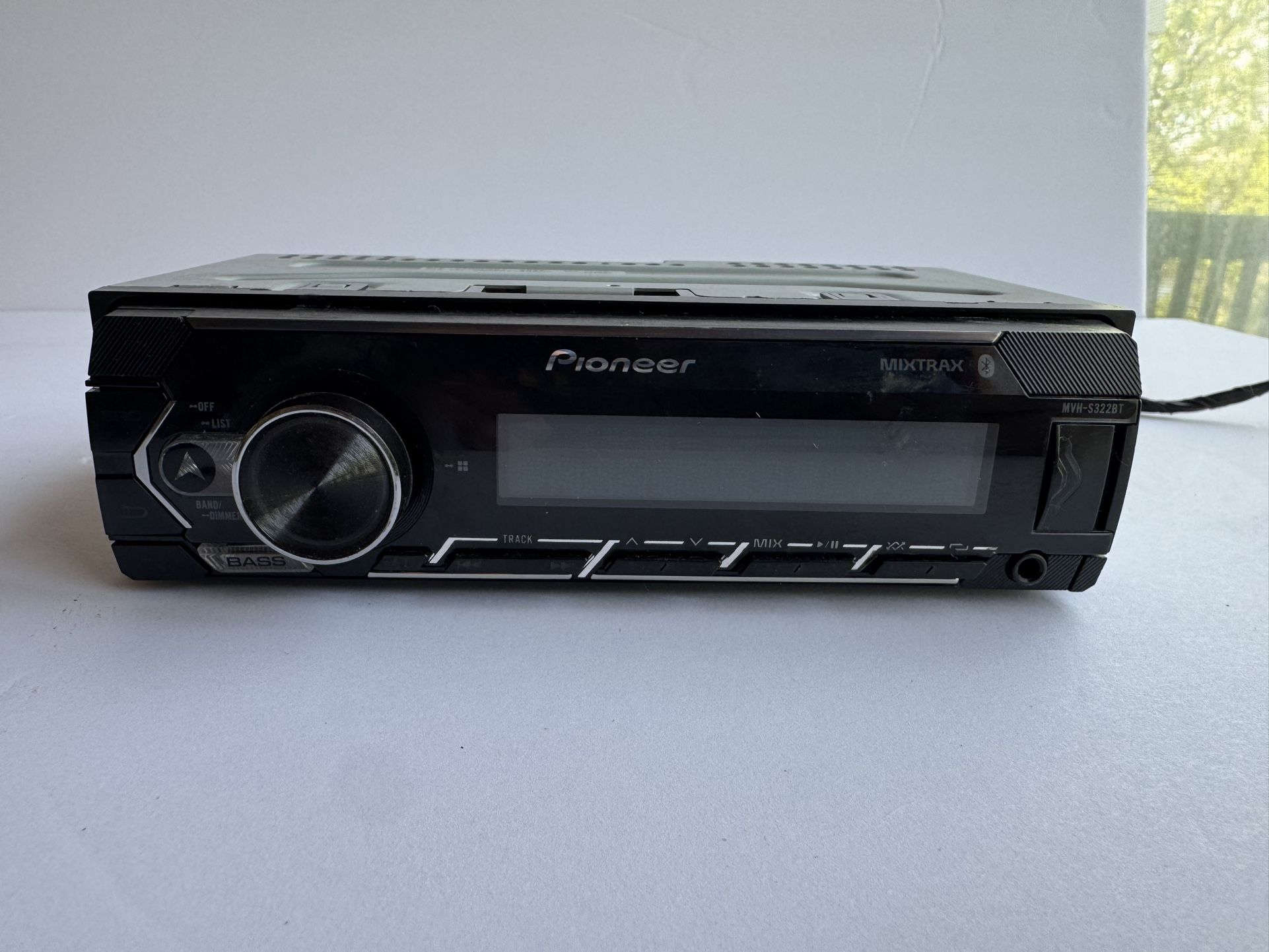 Pioneer Single Din Half size Headunit amazing sound Bluetooth Pandora and all