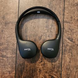 2017 GMC YUKON HEADPHONES FOR OEM Factory Rear Entertainment 