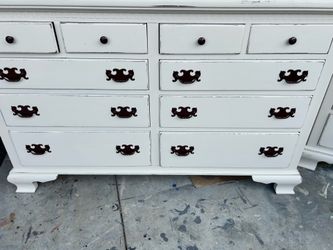 Ethan Allen Solid Wood Bedroom Dresser Set – 8-Drawer Tall Dresser + 10-Drawer Dresser