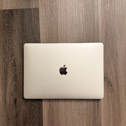 Apple MacBook Air M1