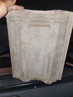 Roofing tile