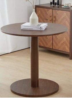 🤩💰🔥💲 New Round Walnut Pedestal  – Seats 4 – Small Space – Price $150 💛💲🔥💰🤩