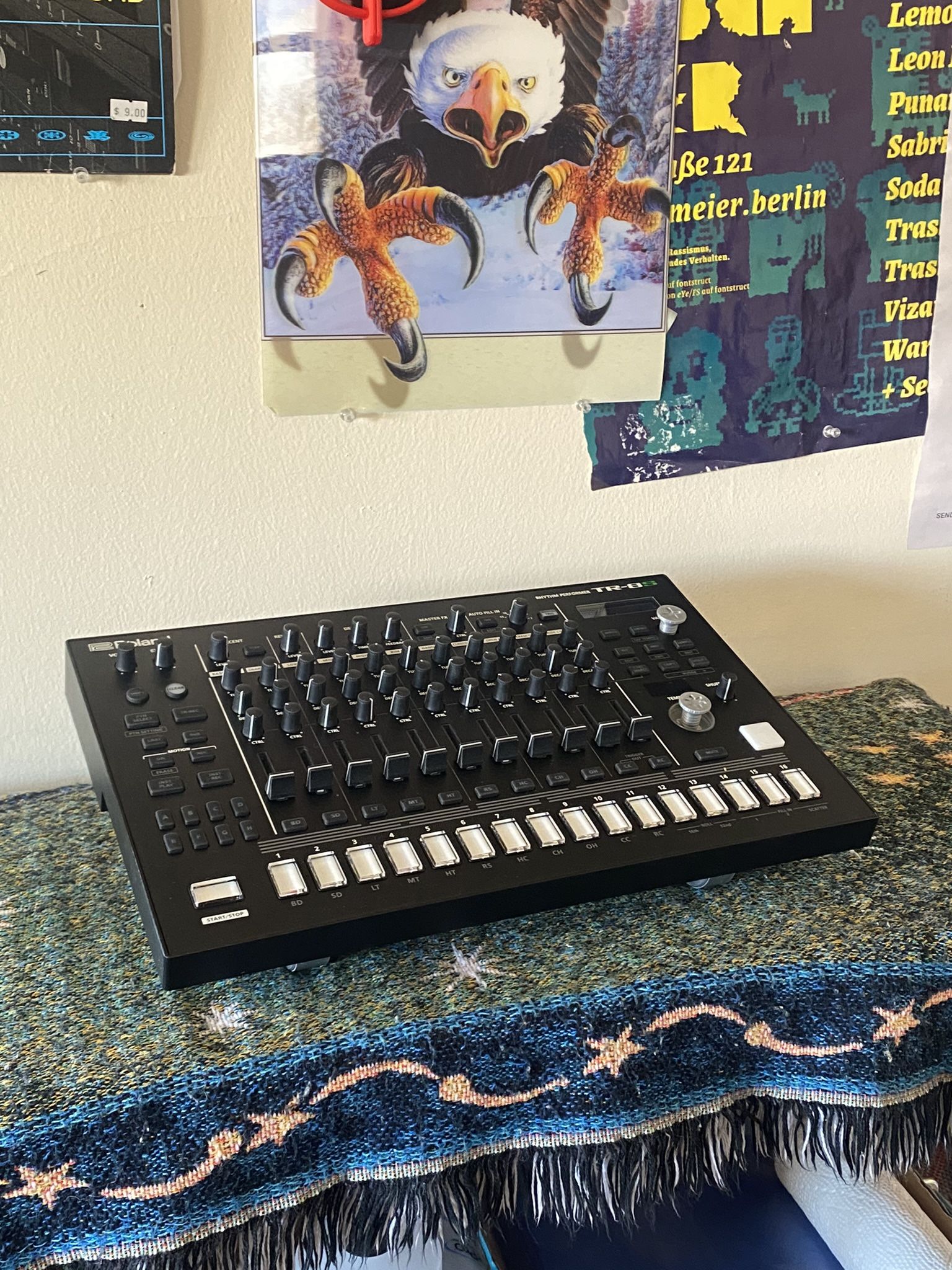 Roland TR8S Drum Machine