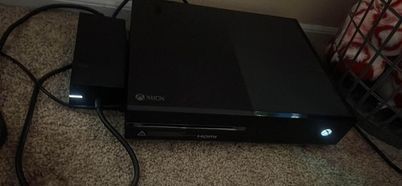 xbox one brand new with controller