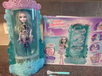 Ever after high winter sparkler with doll
