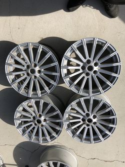 19 Inch Range Rover Premium OE Wheels