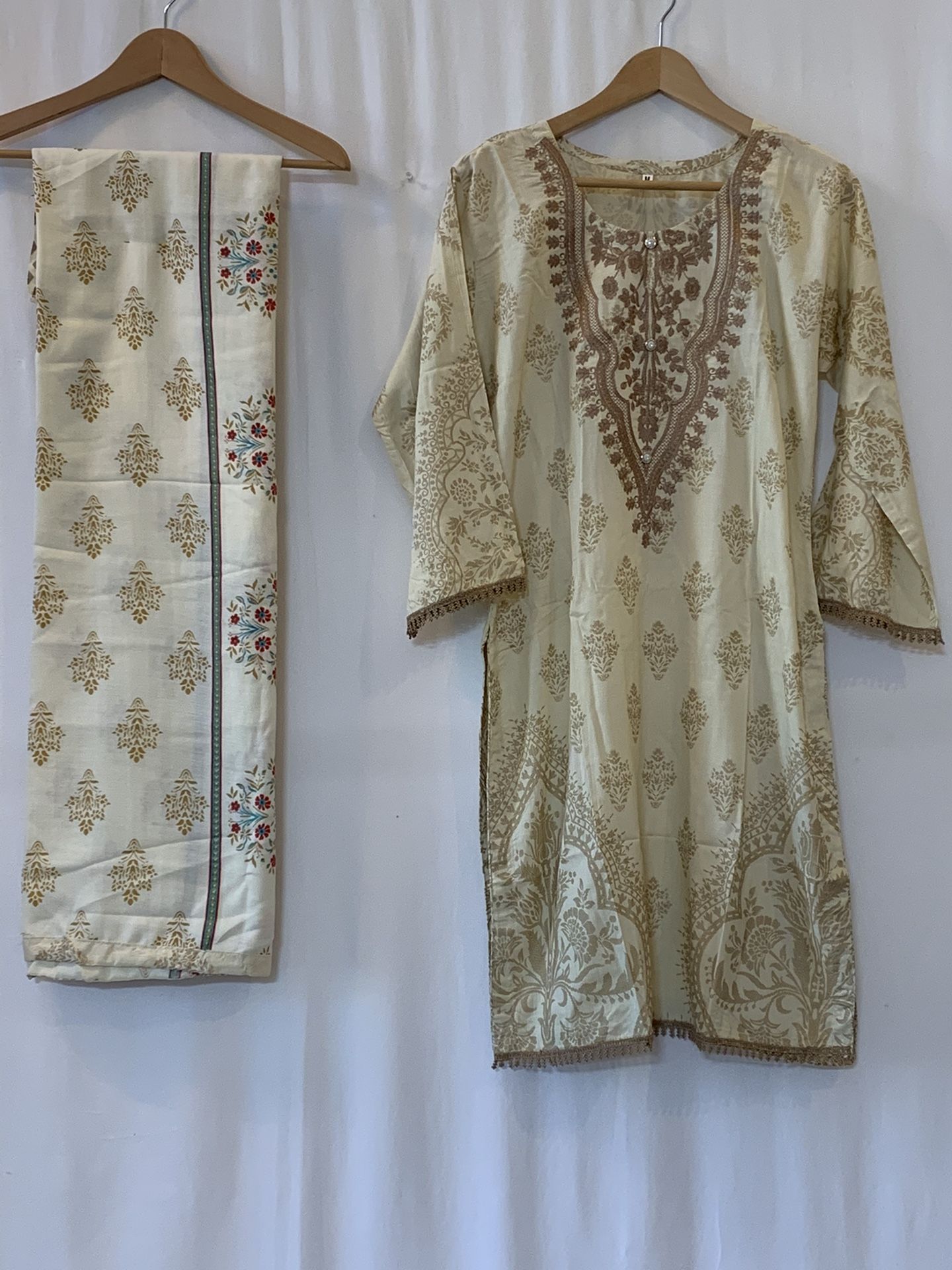 Pakistani clothes