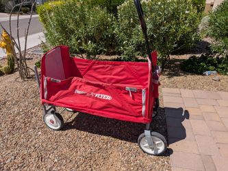 Radio flyer wagon