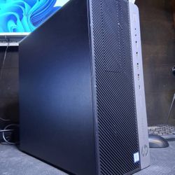 HP Desktop PC, Windows 11, 16 GB Ram, i7, 512GB SSD, - $220