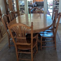 Oak Dining Table And Chairs 