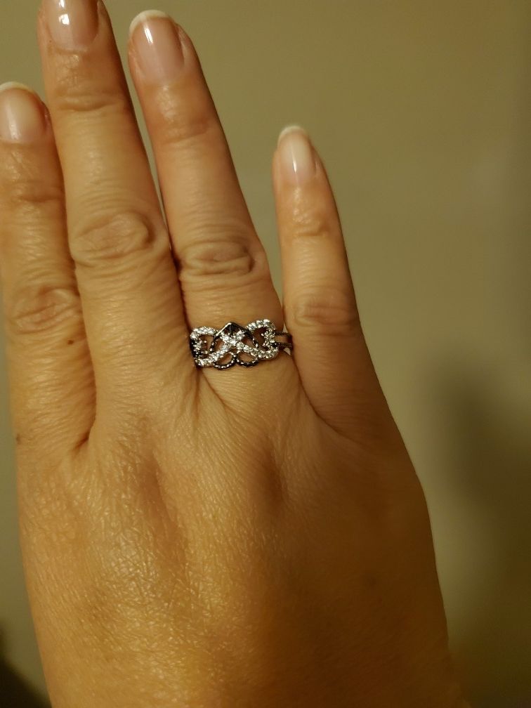 New 925 sterling silver size 7