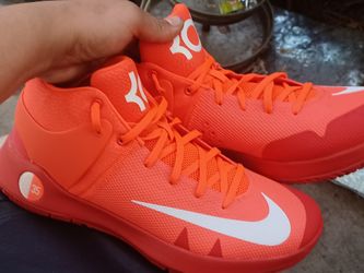 Nike Mens KD Trey 5 IV Bright Crimson 844571 616 Size 10 for Sale in San Antonio TX OfferUp