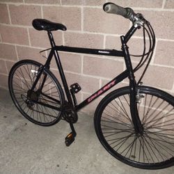 GIANT MOUNTAIN BIKE FOR SALE