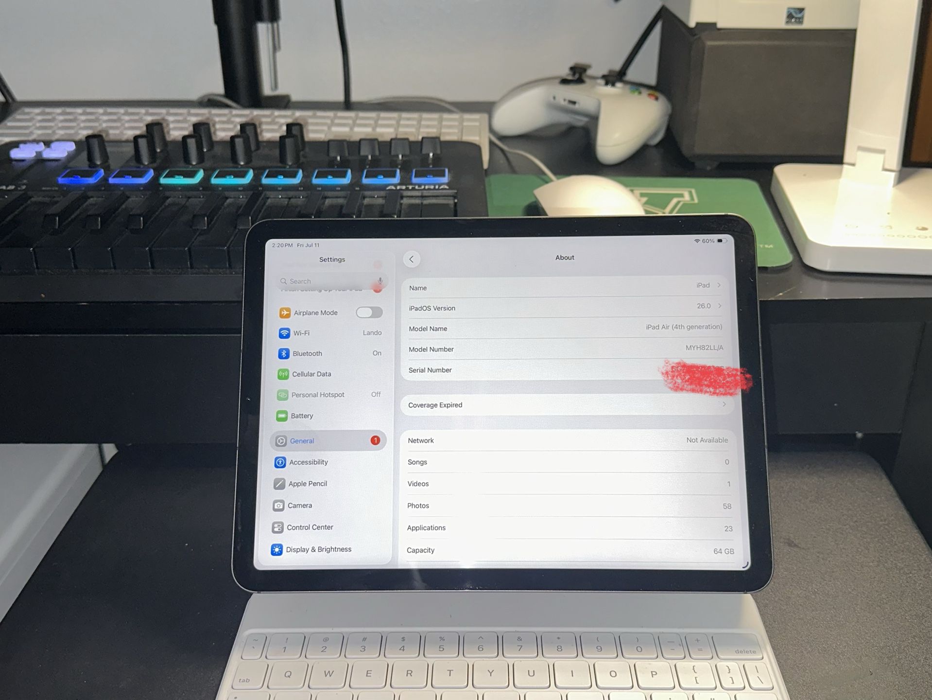 iPad Air 4 (64GB, Wi-Fi + Cellular) + Apple Magic Keyboard