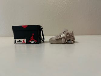 Air Jordan 4 retro off white