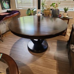 Hardwood Round Dining room Table